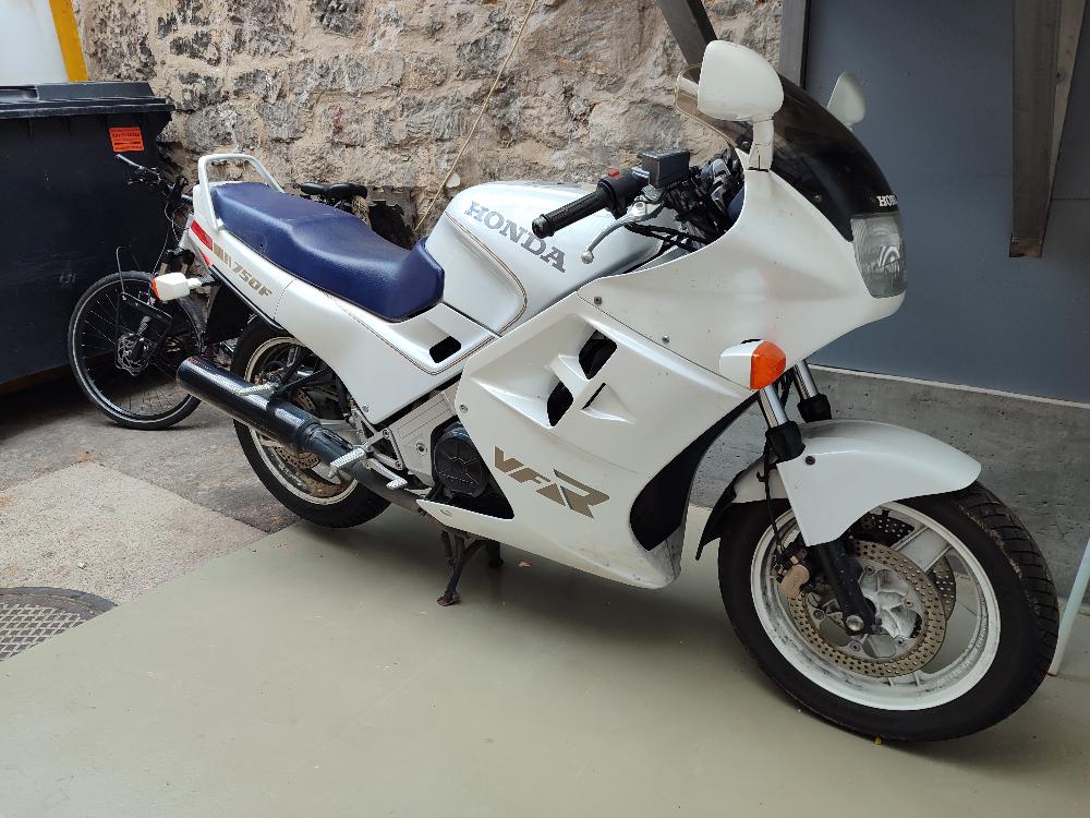 Motorrad verkaufen Honda VFR 750 F Ankauf